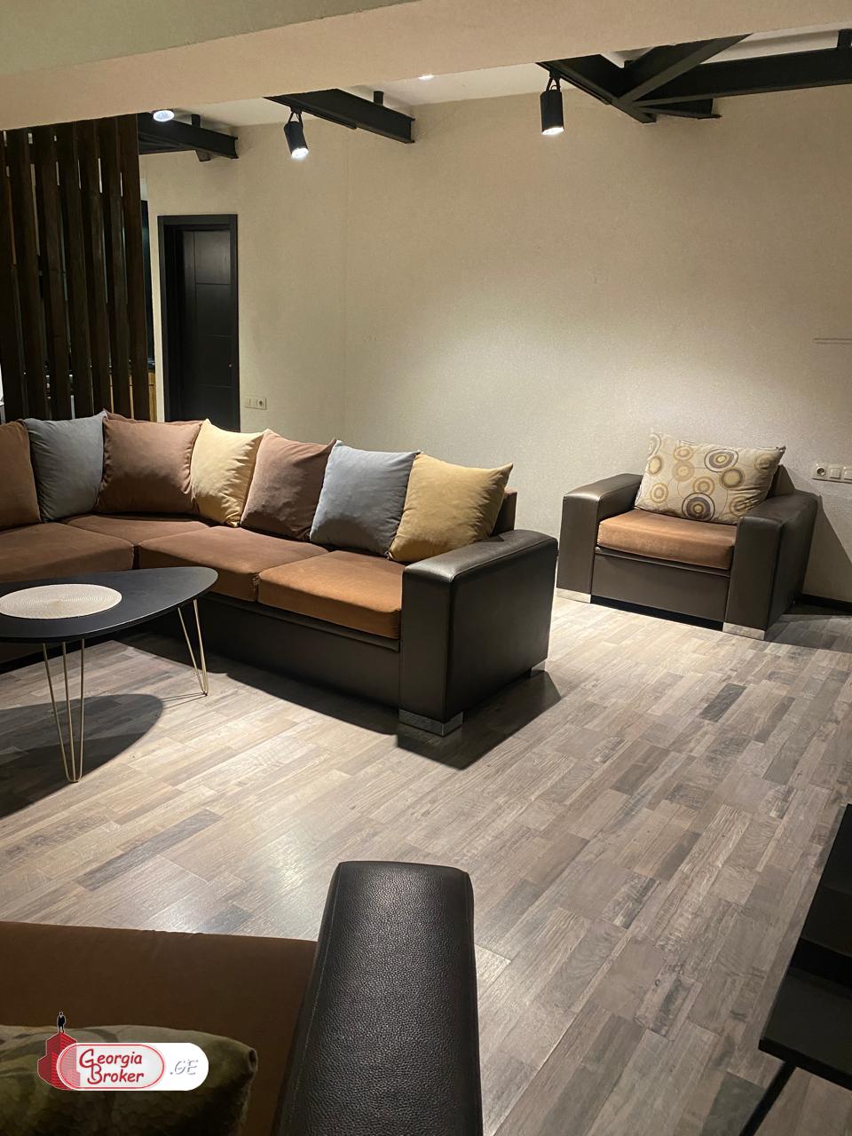 ქირავდება ახალი გარემონტებული 2 ოთახიანი ბინა ვერაზე